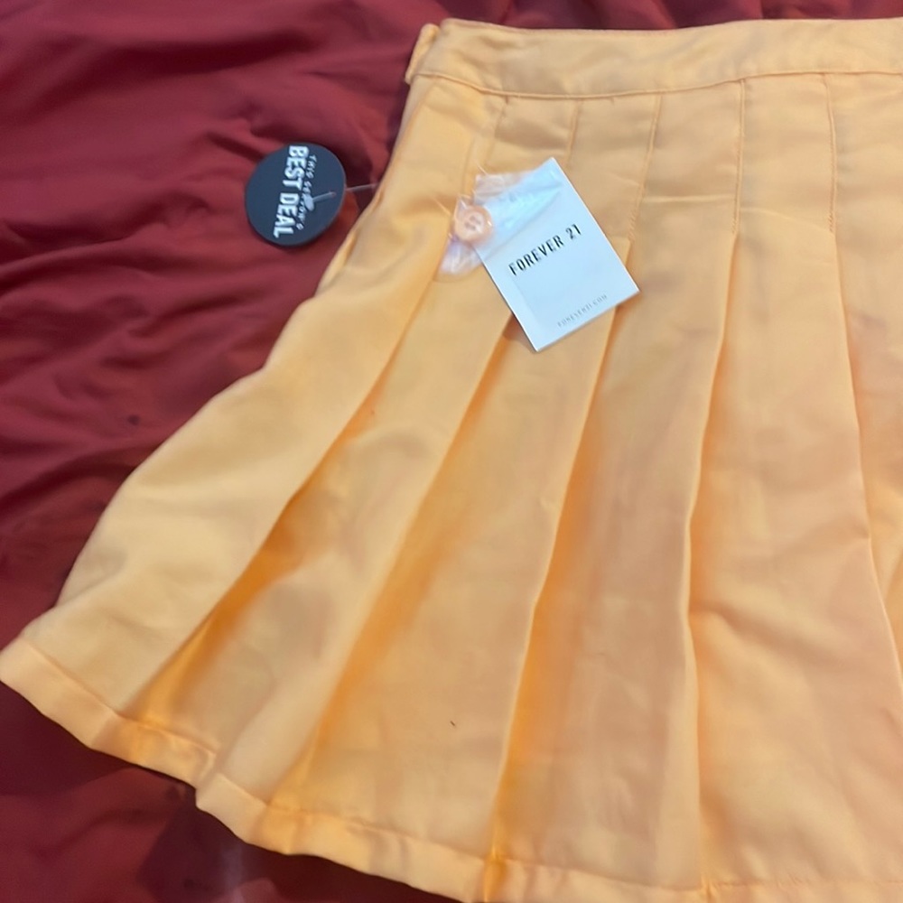 NWT Forever 21 Orange Pleated Mini Skirt